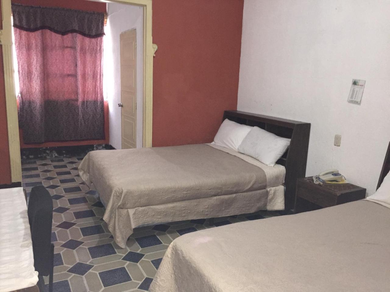 Hotel Mayesstic Guatemala City Kültér fotó