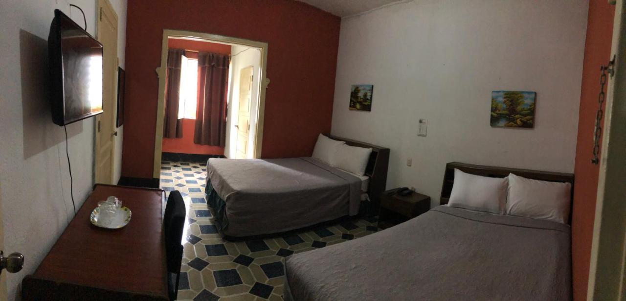 Hotel Mayesstic Guatemala City Kültér fotó